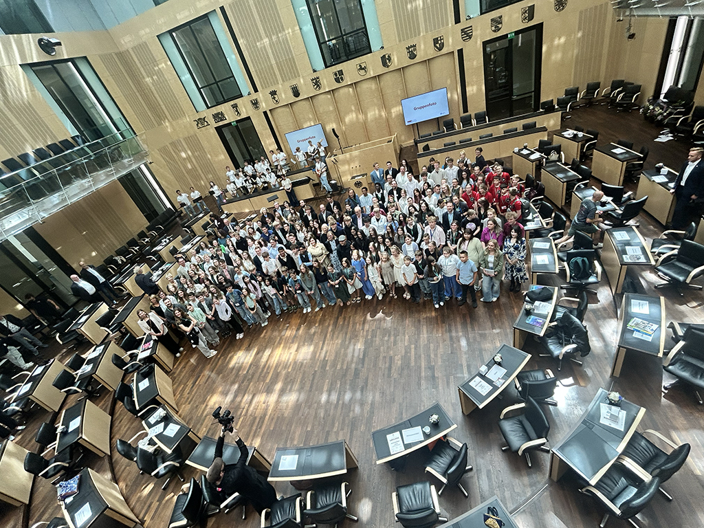 Preisverleihung des Schuelerzeitungswettbewerbs im Bundesrat in Berlin, 17.06.2026.