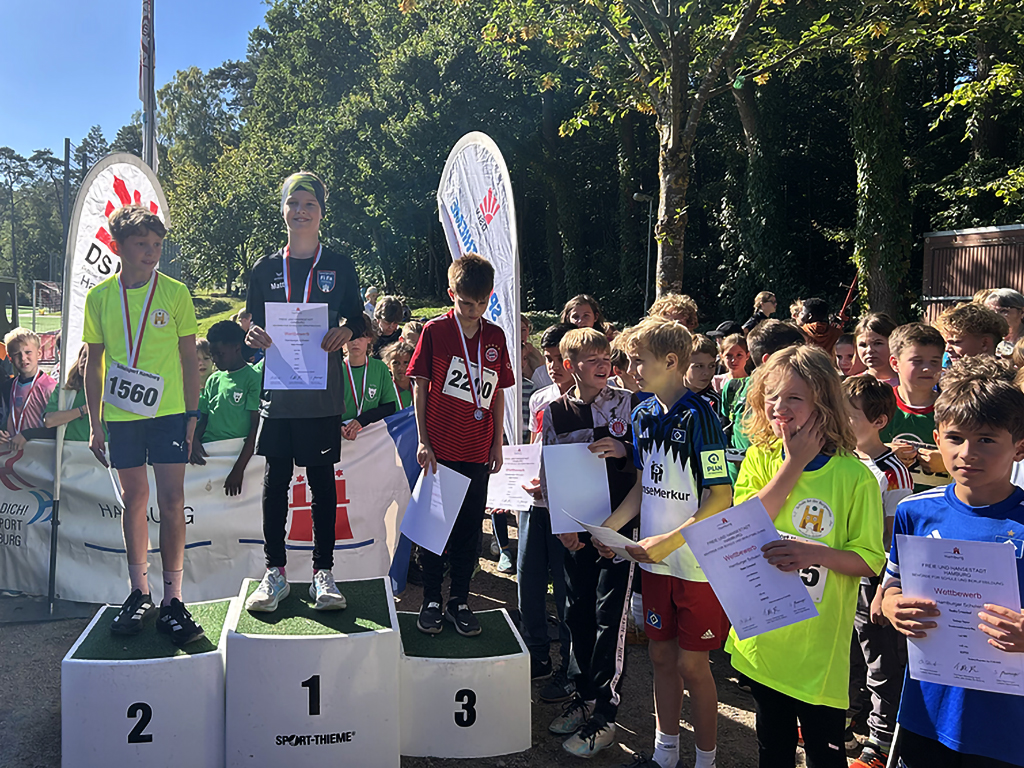 Sieger*innen der Qualifikation für den Haake-Crosslauf.